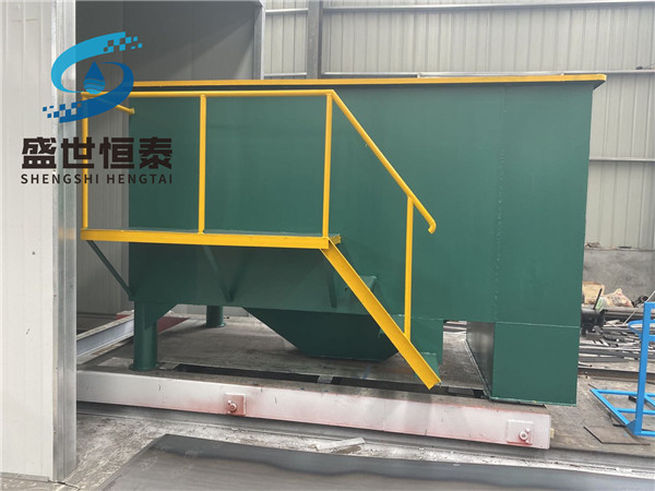 Inclined tube sedimentation equipment